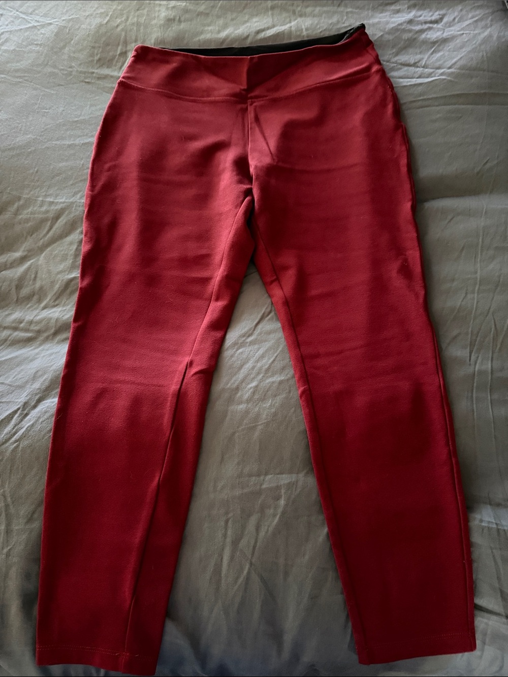 Peace and Pearls Structured Legging